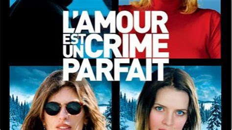 L Amour Est Un Crime Parfait Livre - AMOUR EST UN CRIME PARFAIT (L') - ESC Editions & Distribution